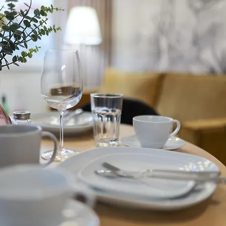 Lucky Seven بوزنان